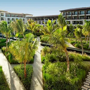 Resort Unique Club At Lopesan Costa Bávaro, Punta Cana